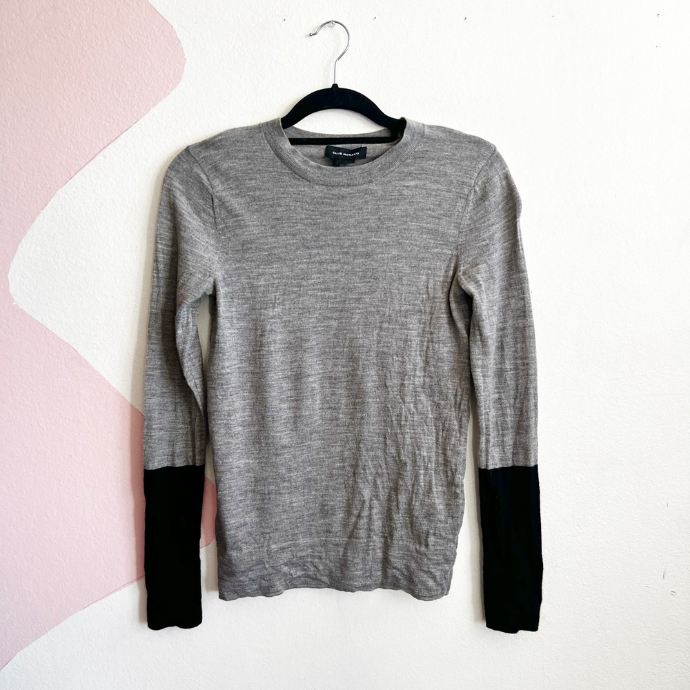 Club Monaco 100% Wool Sweater Women's Color Block Minimalist Classic Small‎